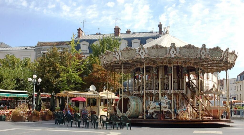 Fontainebleau, une ville impériale