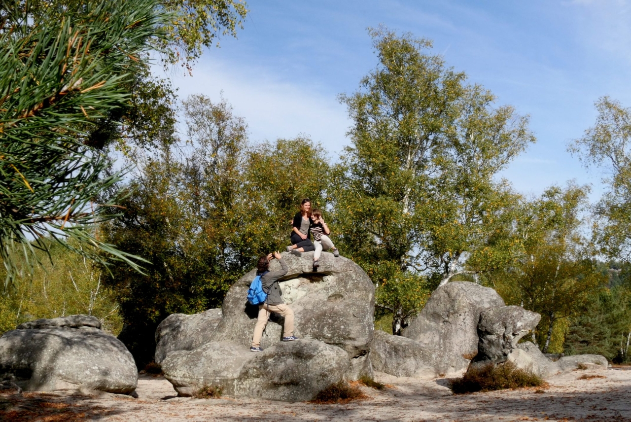 escalade facile-©fontainebleautourismechlorofilm